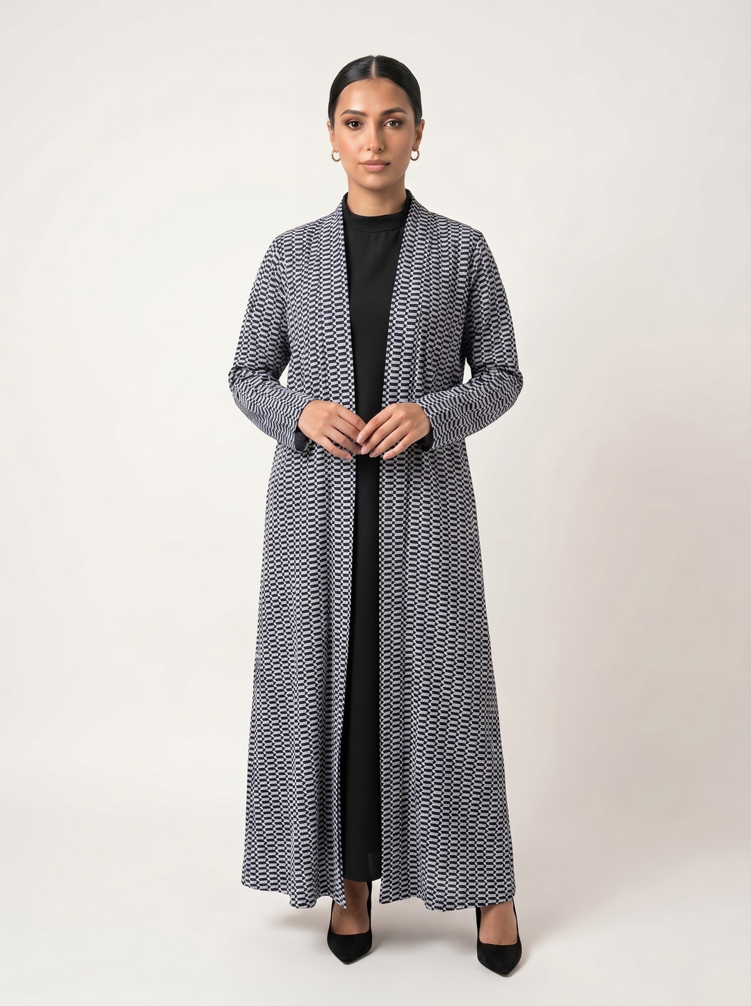 Midnight Thread abaya - bust shot without hijab