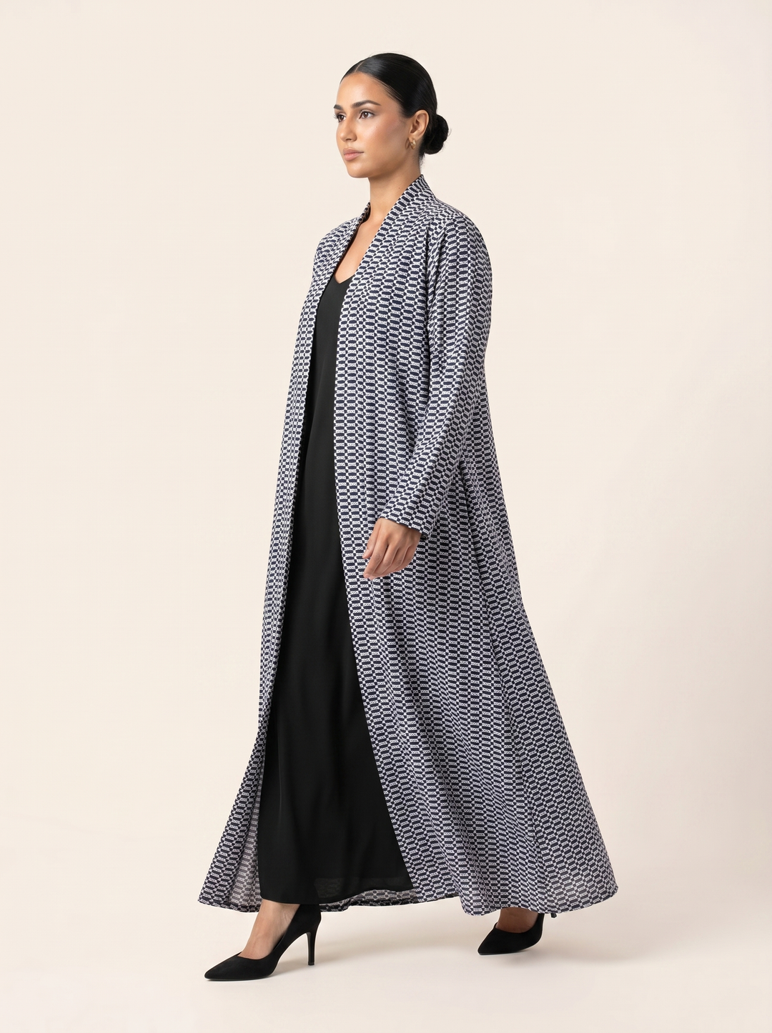 Midnight Thread abaya - walking shot without hijab